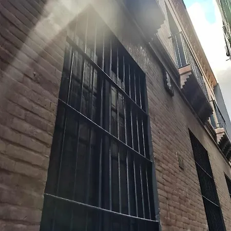 Andalucia Modern & Luxury セビリア